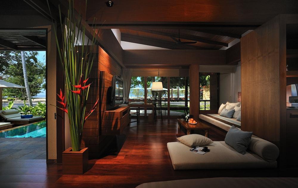 Wanakarn Beach Resort & Spa Phang-nga Exterior foto